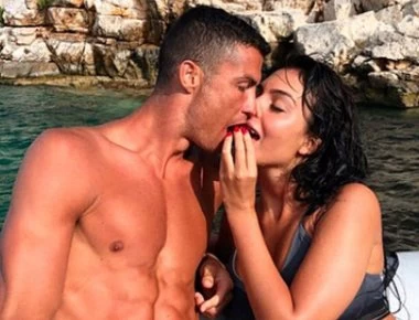 Οι χλιδάτες διακοπές του Κριστιάνο Ρονάλντο στη Μεσσηνία και το φιλοδώρημα των 25.000 ευρώ!